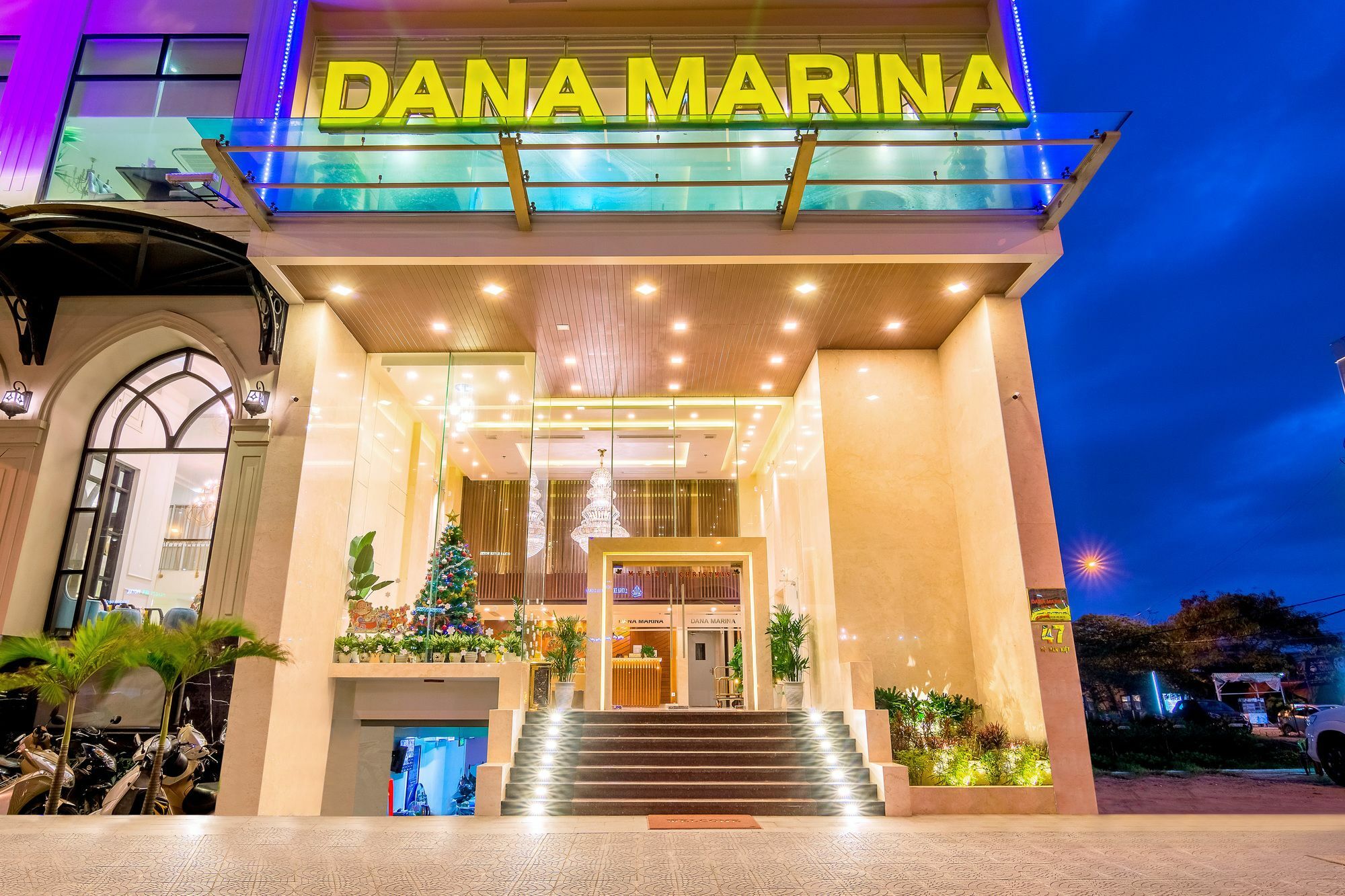 Dana Marina Boutique Hotel Da Nang Esterno foto