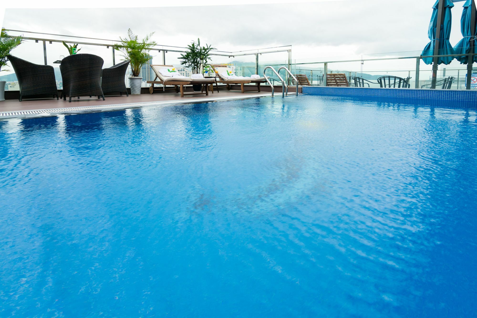 Dana Marina Boutique Hotel Da Nang Esterno foto