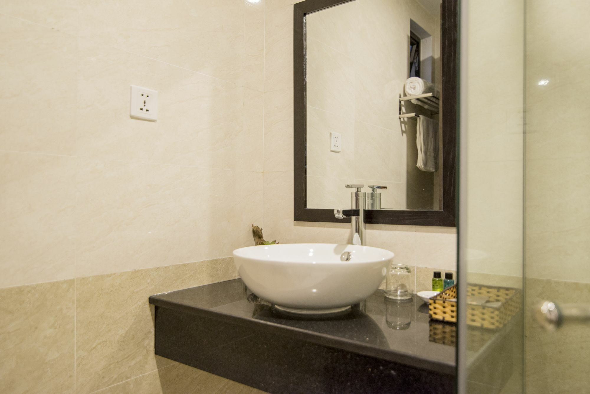 Dana Marina Boutique Hotel Da Nang Esterno foto