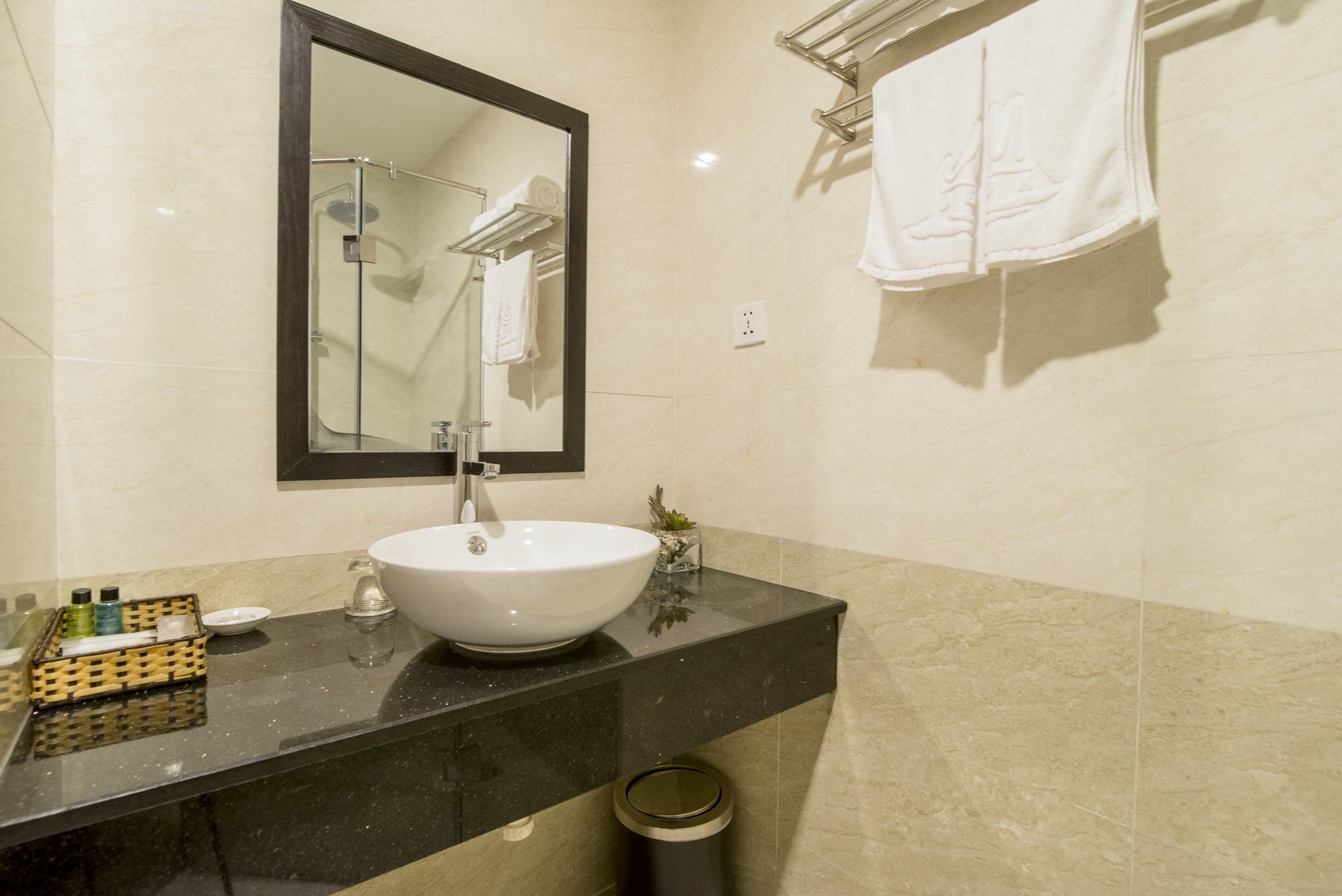 Dana Marina Boutique Hotel Da Nang Esterno foto